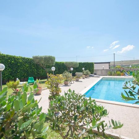 קרלנטיני B&B Vittoria House מראה חיצוני תמונה