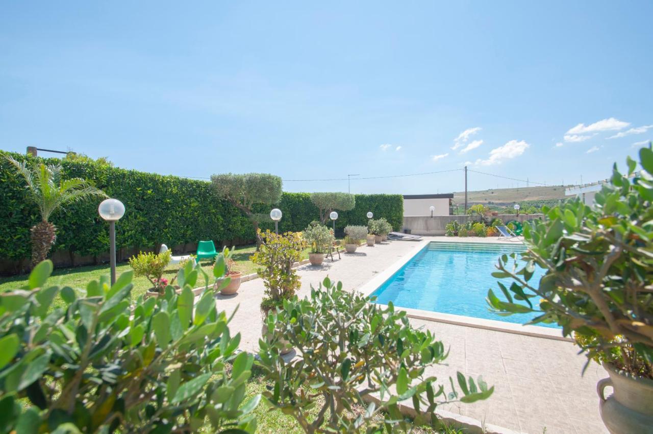 קרלנטיני B&B Vittoria House מראה חיצוני תמונה