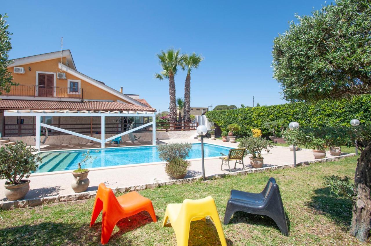 קרלנטיני B&B Vittoria House מראה חיצוני תמונה