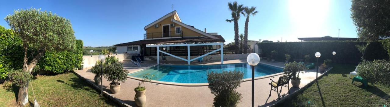 קרלנטיני B&B Vittoria House מראה חיצוני תמונה